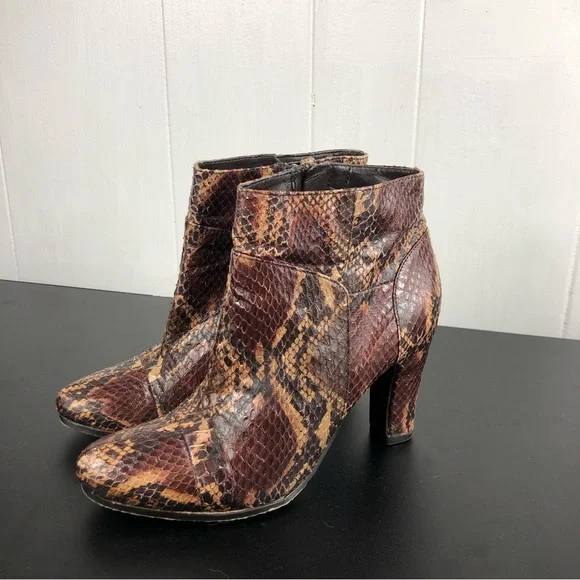 Sam Edelman Salina Snakeskin Leather Bootie Sz 7 1/2 - Picture 3 of 14